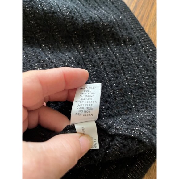 Banana Republic black long sleeved Lamb’s wool blend cardigan sweater size Large - Picture 6 of 8